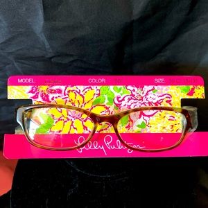 New Lilly Pulitzer Tortoise Frames with case & plastic lenses👓🔥